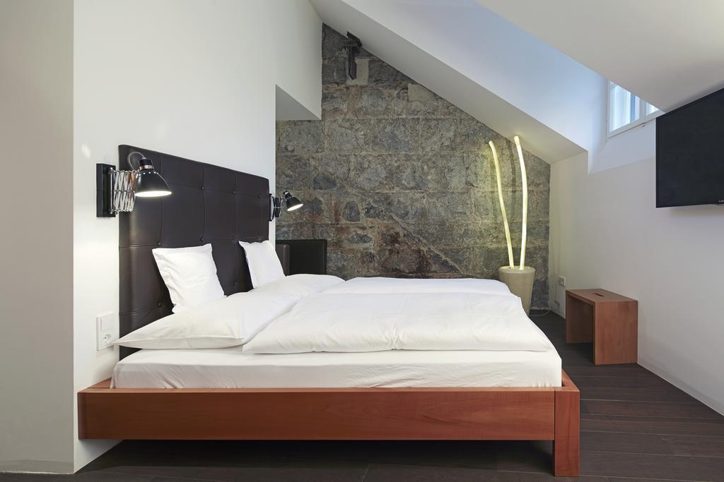 Restaurant Sigmund B&B Merano Room photo